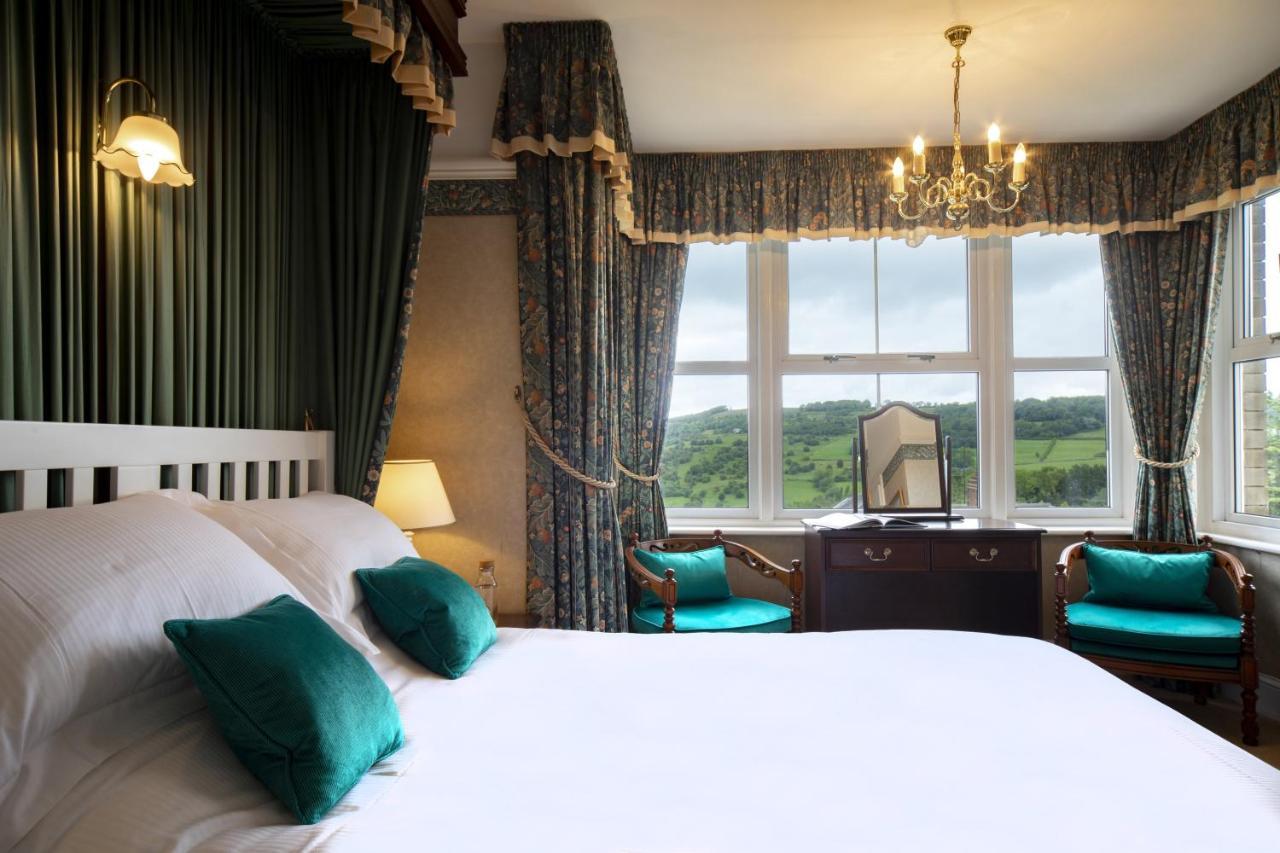 Cleeve Hill Hotel Bishop's Cleeve Bagian luar foto