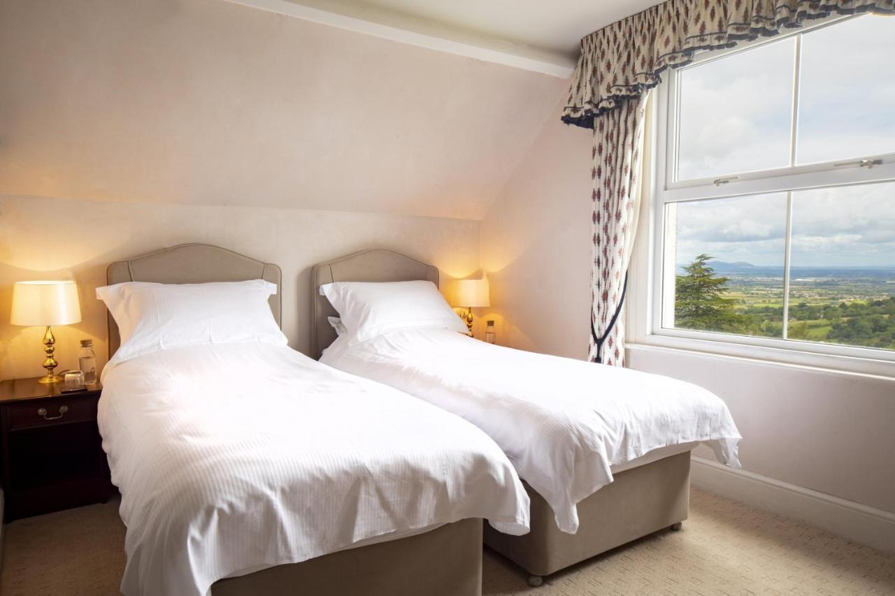 Cleeve Hill Hotel Bishop's Cleeve Bagian luar foto