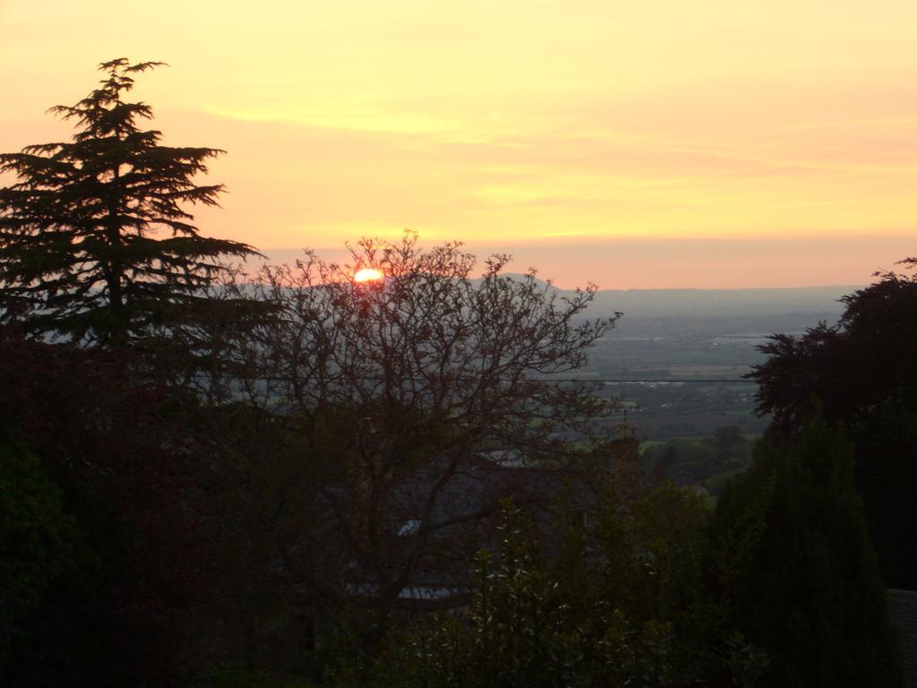 Cleeve Hill Hotel Bishop's Cleeve Bagian luar foto