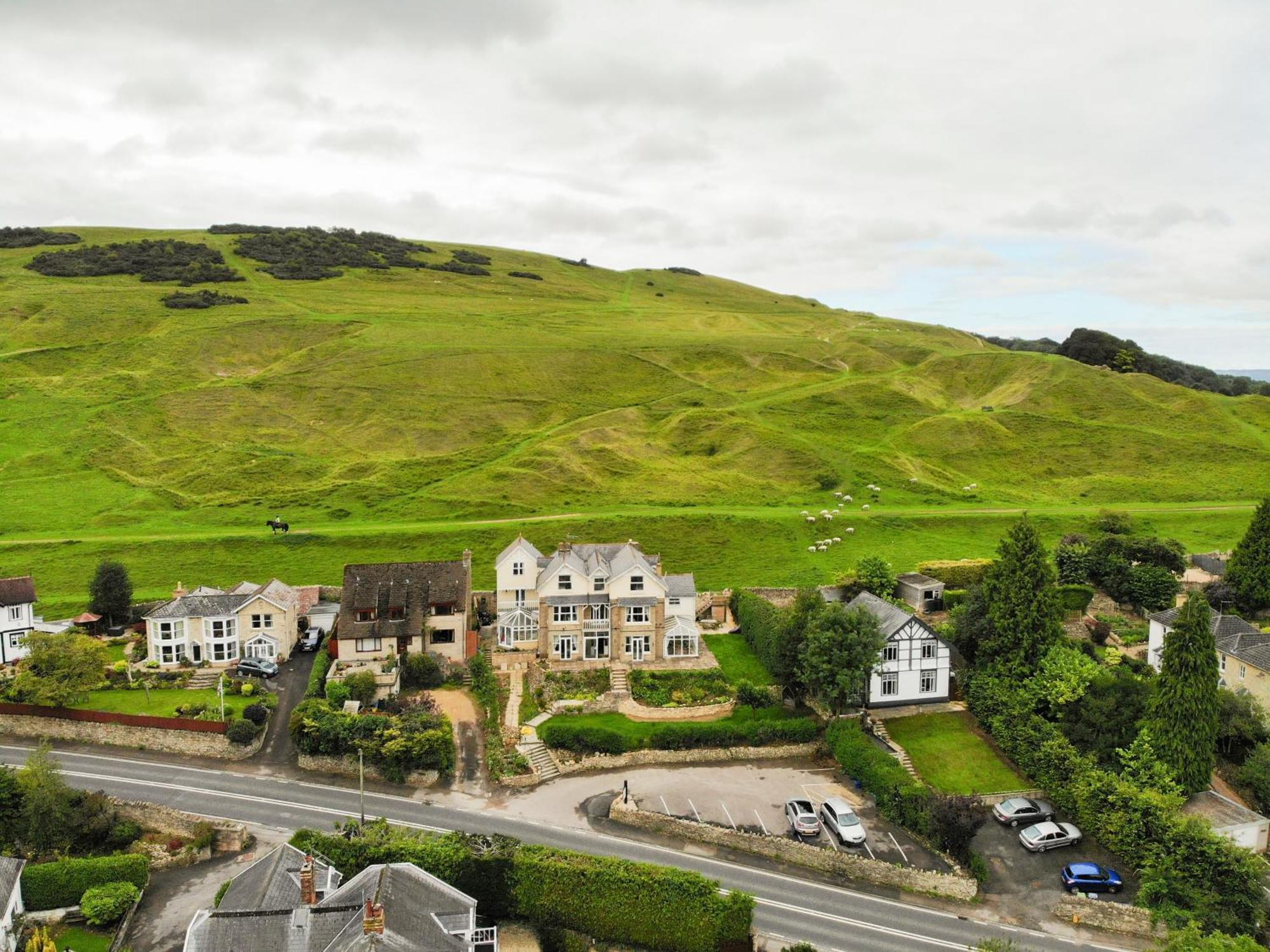 Cleeve Hill Hotel Bishop's Cleeve Bagian luar foto