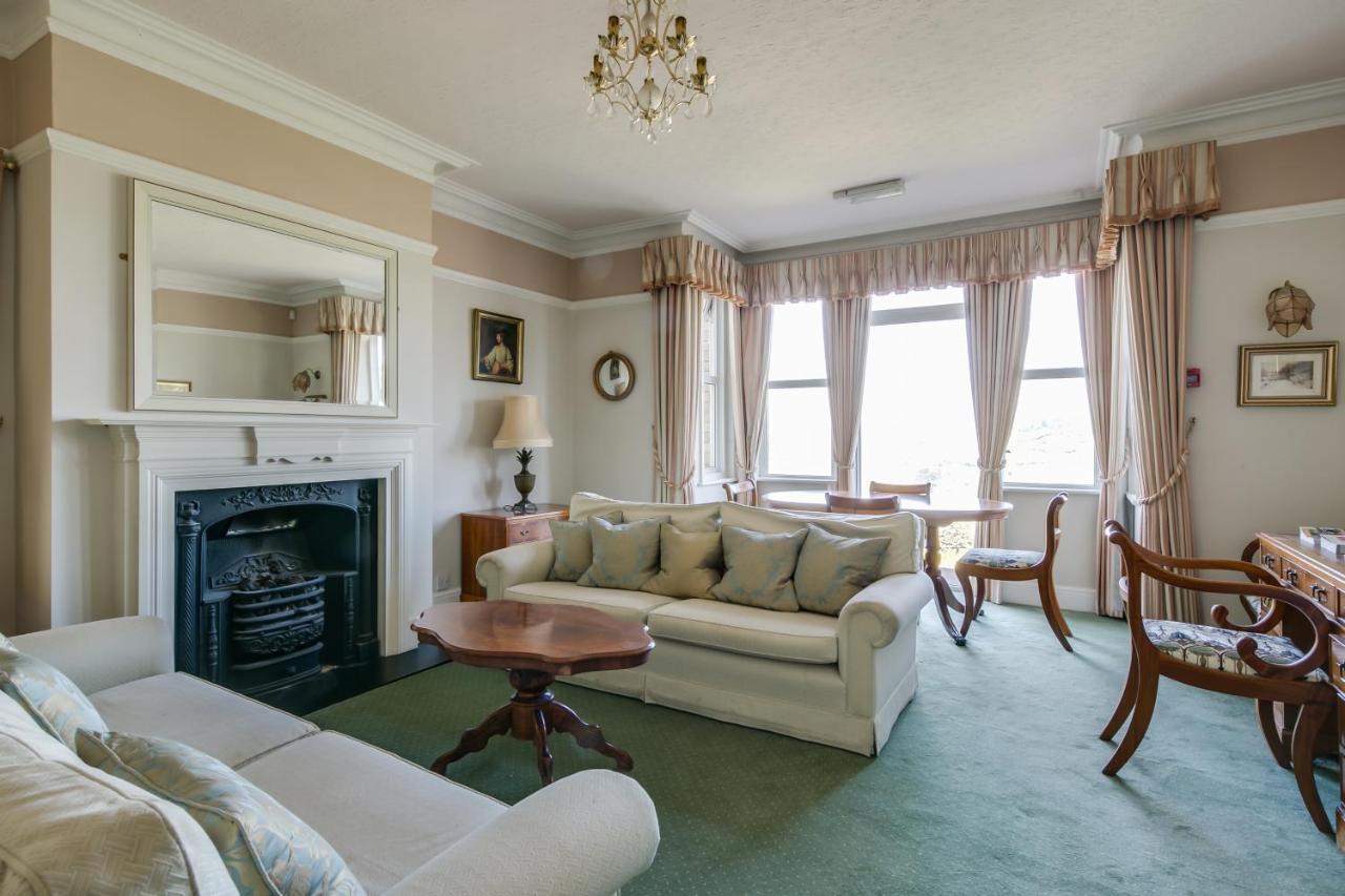 Cleeve Hill Hotel Bishop's Cleeve Bagian luar foto