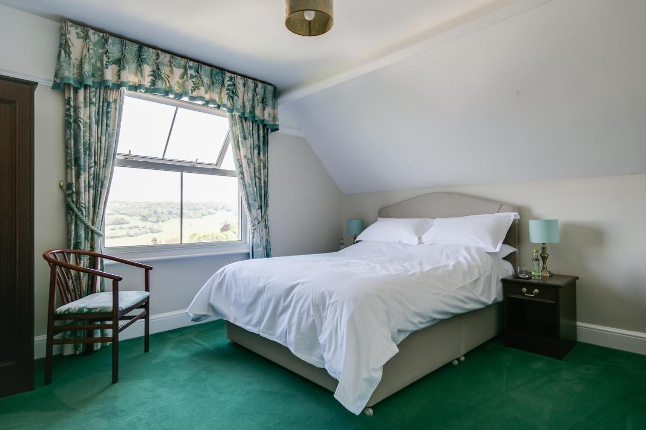 Cleeve Hill Hotel Bishop's Cleeve Bagian luar foto